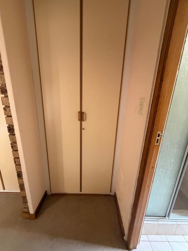 6 Bedroom Property for Sale in Aerorand Mpumalanga