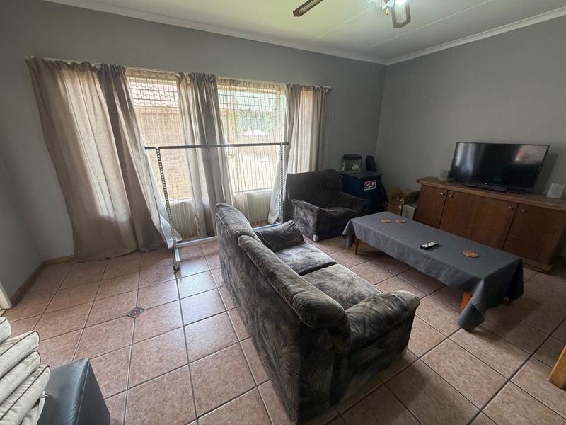 2 Bedroom Property for Sale in Middelburg Mpumalanga