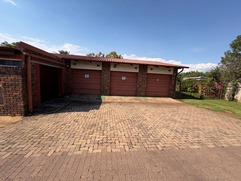 2 Bedroom Property for Sale in Middelburg Mpumalanga