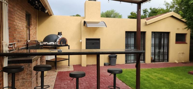 5 Bedroom Property for Sale in Secunda Mpumalanga