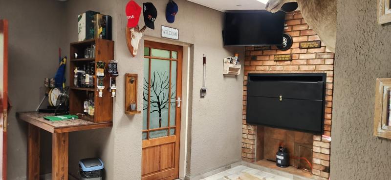 5 Bedroom Property for Sale in Secunda Mpumalanga