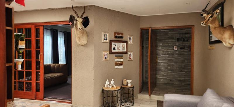 5 Bedroom Property for Sale in Secunda Mpumalanga