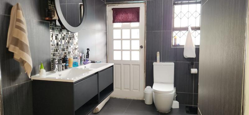 5 Bedroom Property for Sale in Secunda Mpumalanga