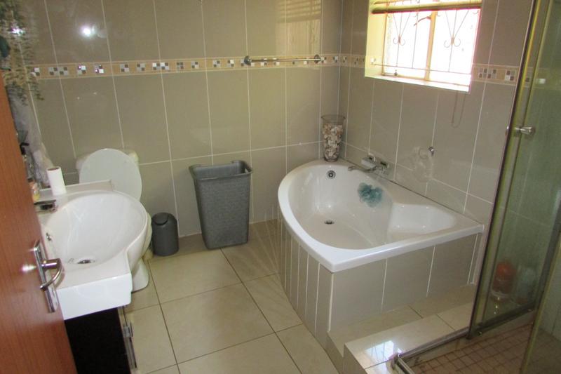 3 Bedroom Property for Sale in Kingsview Ext 3 Mpumalanga