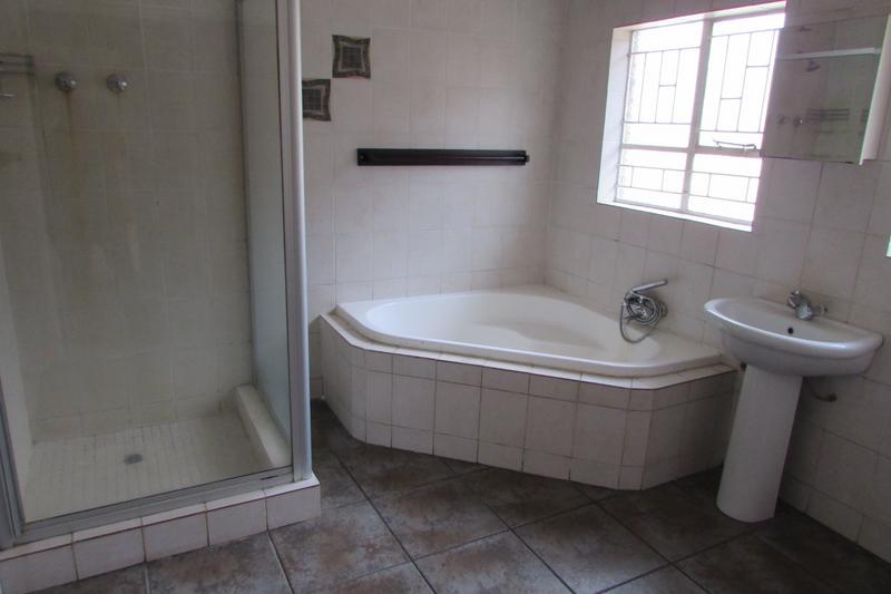 2 Bedroom Property for Sale in White River Mpumalanga