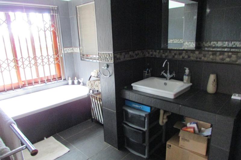 4 Bedroom Property for Sale in White River Ext 18 Mpumalanga