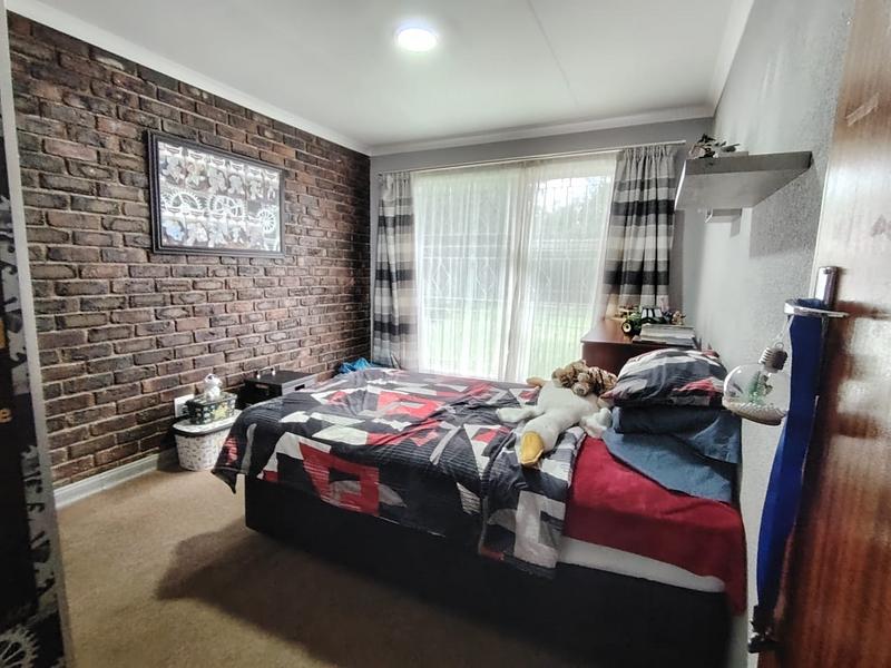 4 Bedroom Property for Sale in Eloff Mpumalanga