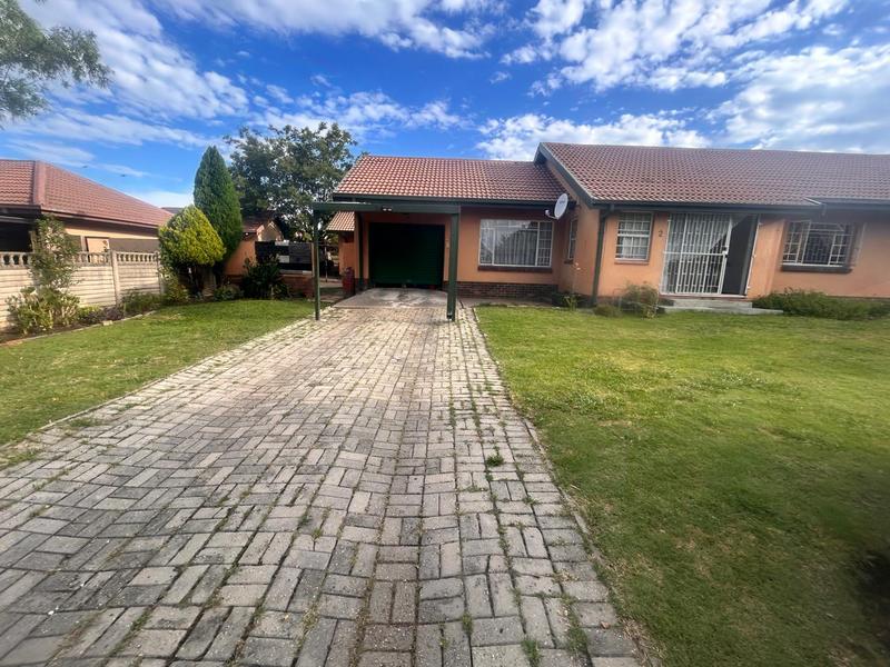 3 Bedroom Property for Sale in Flora Park Mpumalanga