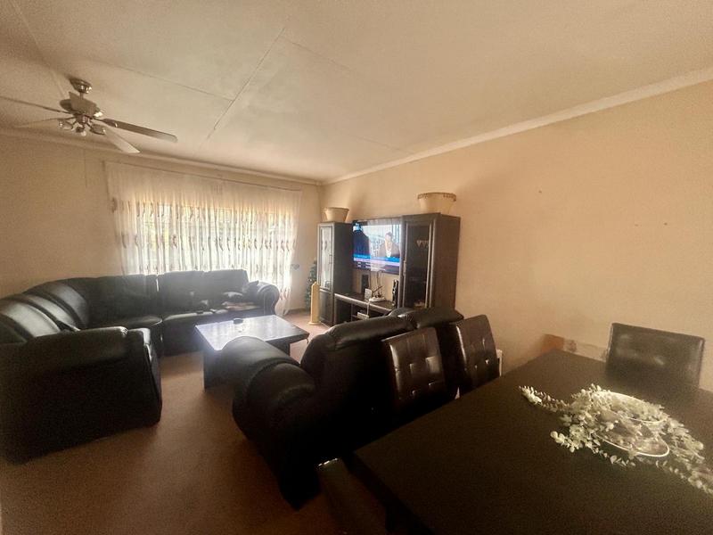 3 Bedroom Property for Sale in Flora Park Mpumalanga