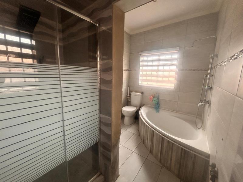 8 Bedroom Property for Sale in Stanfield Hill Mpumalanga