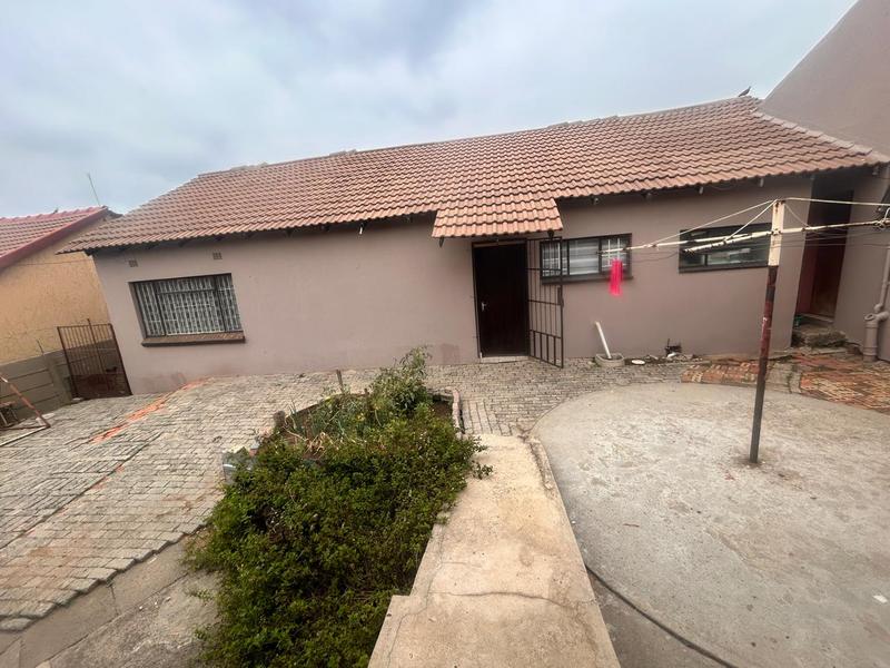 8 Bedroom Property for Sale in Stanfield Hill Mpumalanga