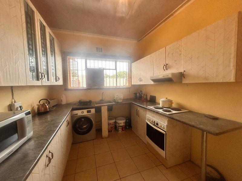 8 Bedroom Property for Sale in Stanfield Hill Mpumalanga