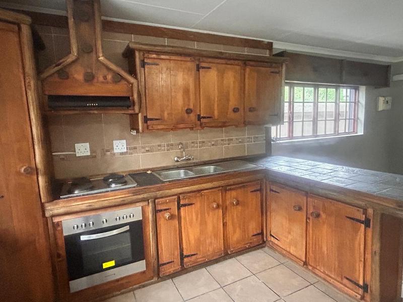 6 Bedroom Property for Sale in Standerton Mpumalanga