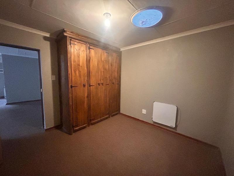 6 Bedroom Property for Sale in Standerton Mpumalanga