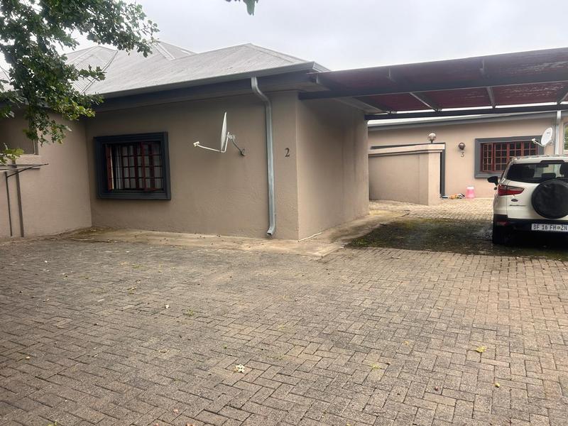 6 Bedroom Property for Sale in Standerton Mpumalanga