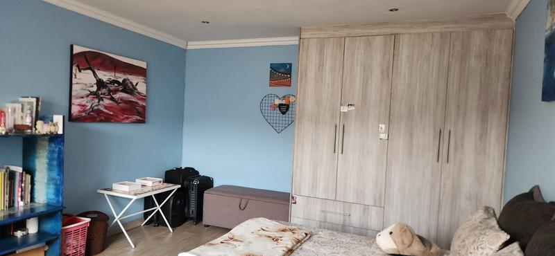 6 Bedroom Property for Sale in Secunda Mpumalanga