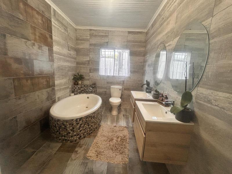 4 Bedroom Property for Sale in Meyerville Mpumalanga