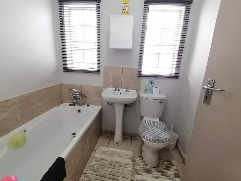 2 Bedroom Property for Sale in Ermelo Mpumalanga