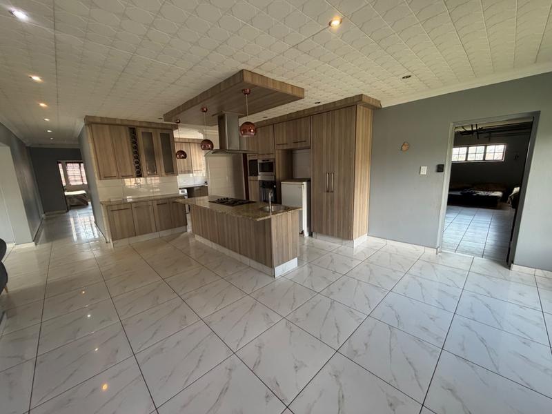 4 Bedroom Property for Sale in Aerorand Mpumalanga