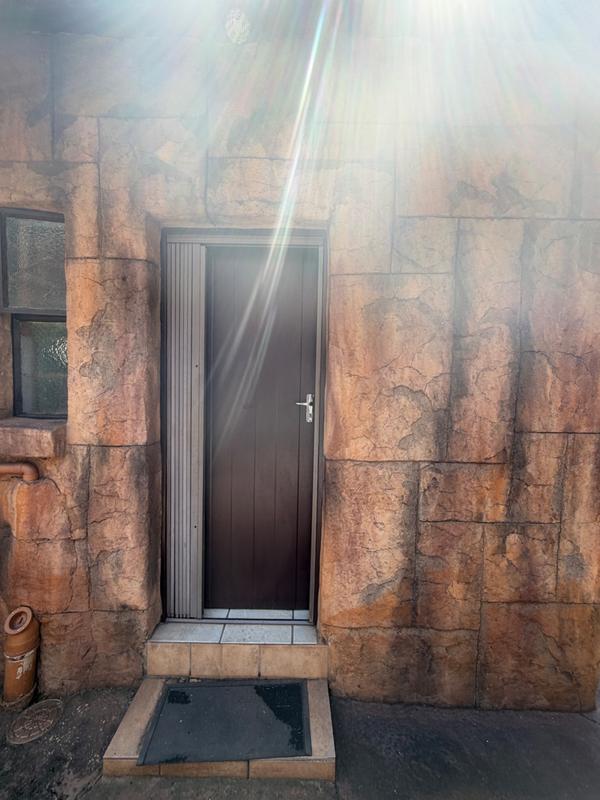 4 Bedroom Property for Sale in Presidentsrus Mpumalanga