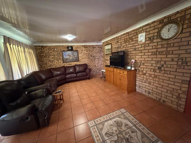 4 Bedroom Property for Sale in Presidentsrus Mpumalanga