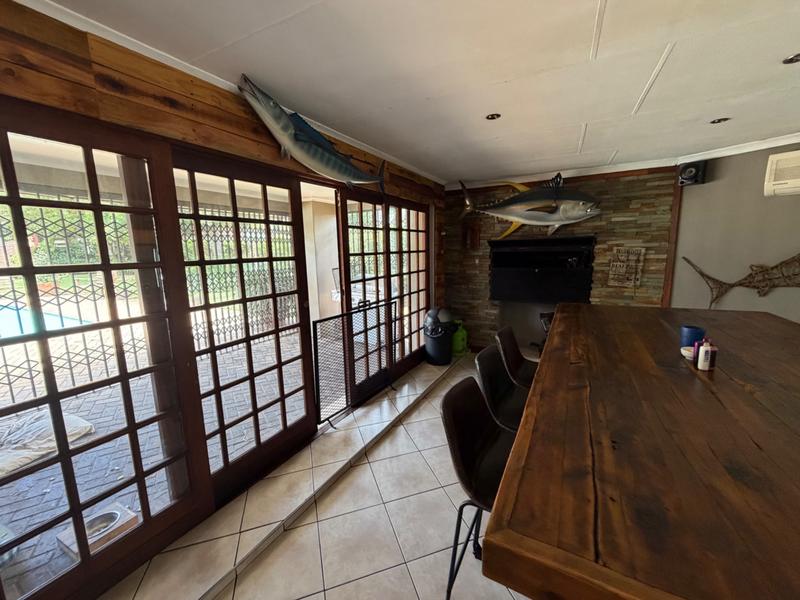 6 Bedroom Property for Sale in Clubville Mpumalanga