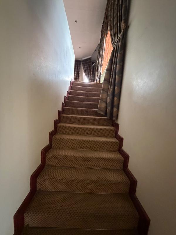 6 Bedroom Property for Sale in Clubville Mpumalanga