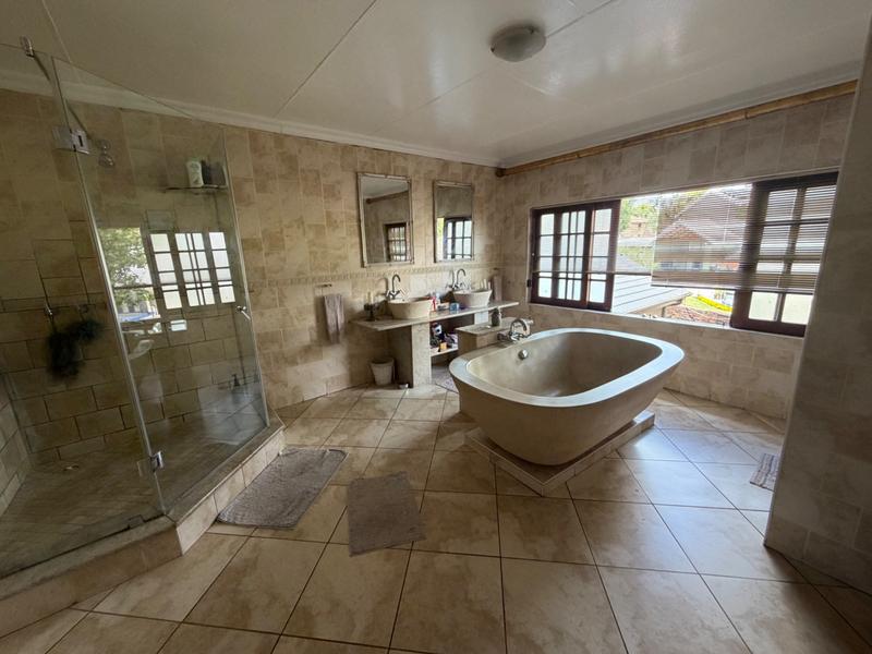 6 Bedroom Property for Sale in Clubville Mpumalanga