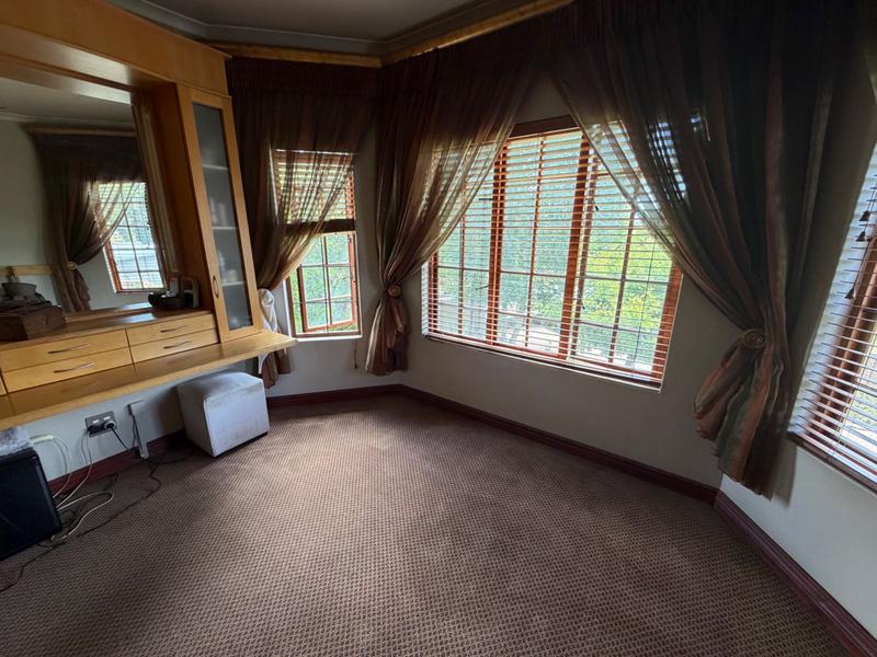 6 Bedroom Property for Sale in Clubville Mpumalanga