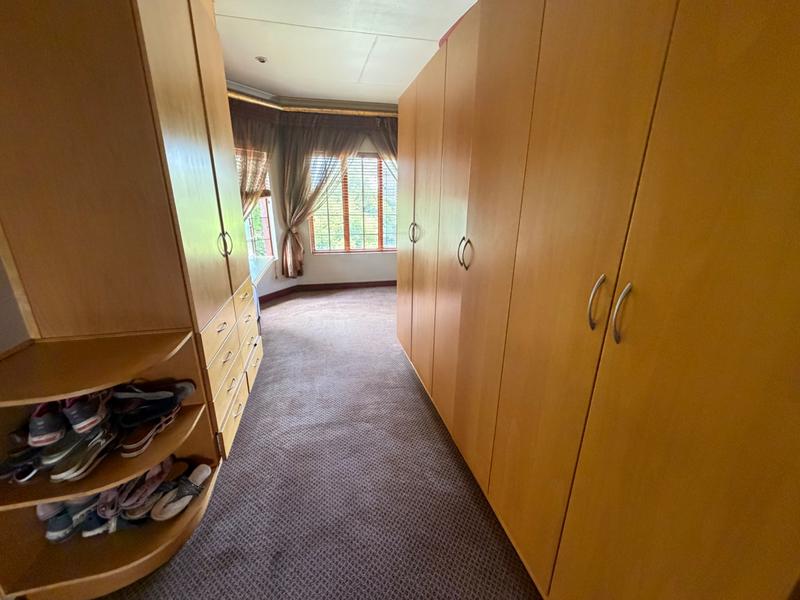 6 Bedroom Property for Sale in Clubville Mpumalanga