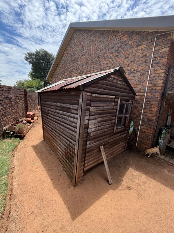 6 Bedroom Property for Sale in Clubville Mpumalanga