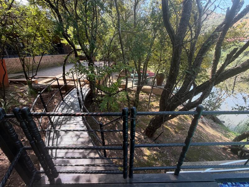 8 Bedroom Property for Sale in Presidentsrus Mpumalanga