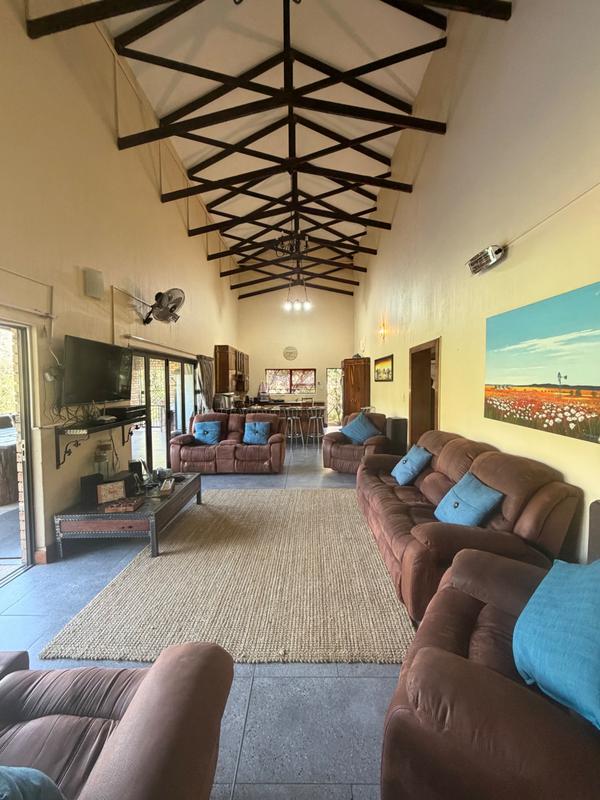 8 Bedroom Property for Sale in Presidentsrus Mpumalanga