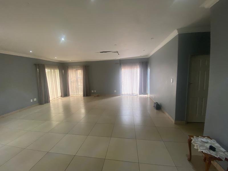 5 Bedroom Property for Sale in Eastdene Mpumalanga