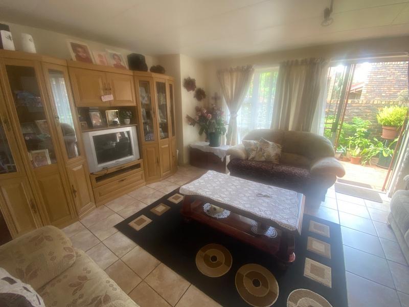 2 Bedroom Property for Sale in Aerorand Mpumalanga