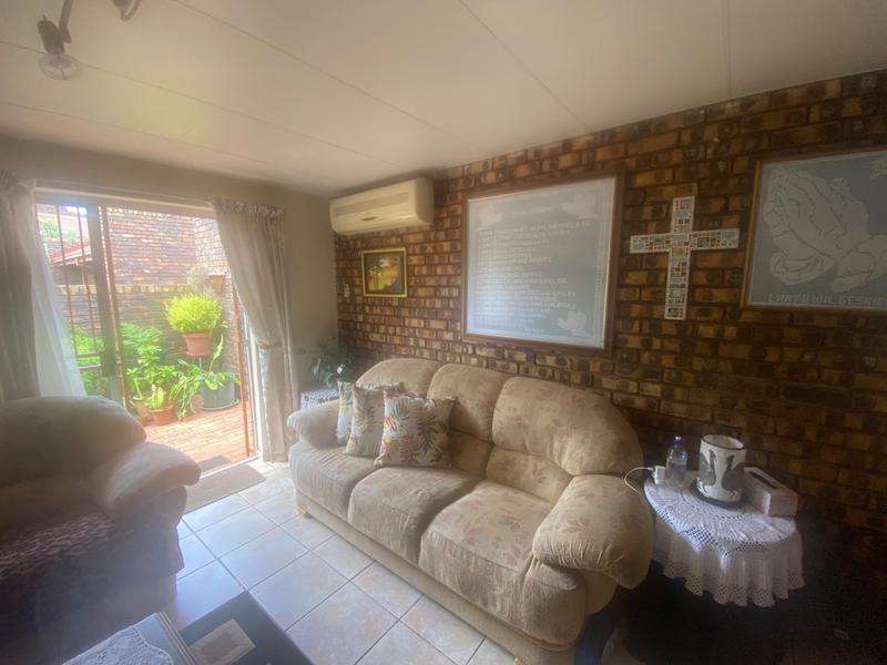 2 Bedroom Property for Sale in Aerorand Mpumalanga