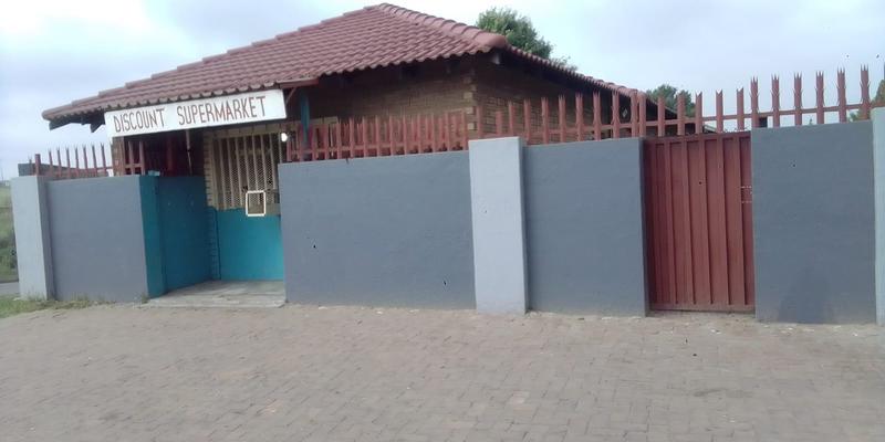 6 Bedroom Property for Sale in Nederlandpark Mpumalanga