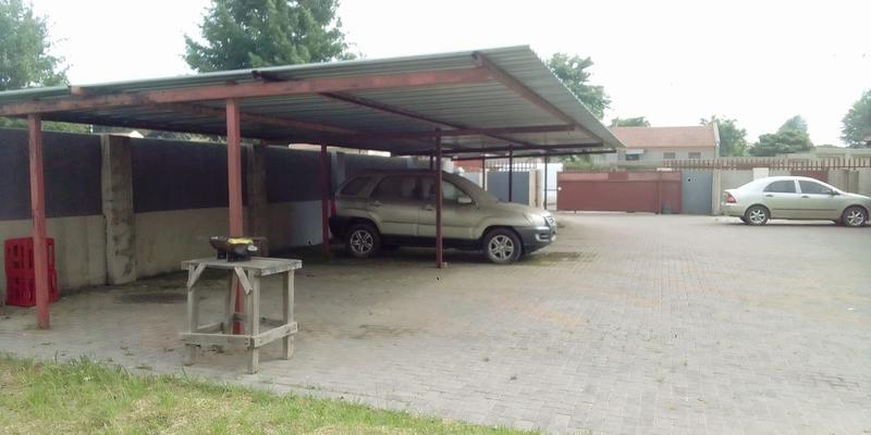 6 Bedroom Property for Sale in Nederlandpark Mpumalanga