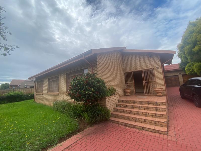 4 Bedroom Property for Sale in Eastdene Mpumalanga