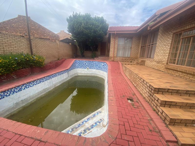 4 Bedroom Property for Sale in Eastdene Mpumalanga