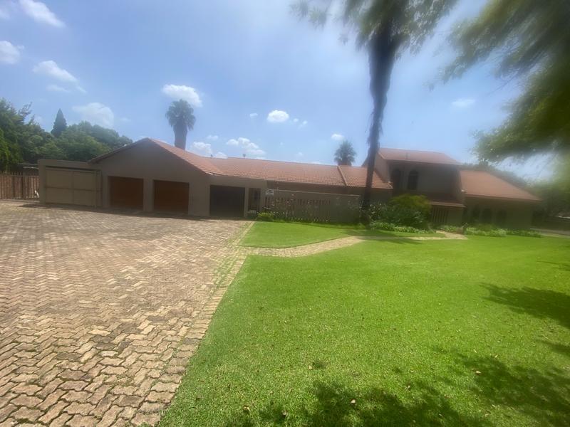 5 Bedroom Property for Sale in Clubville Mpumalanga