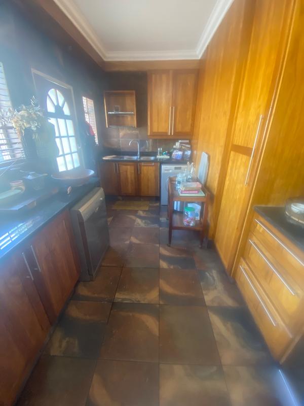 5 Bedroom Property for Sale in Clubville Mpumalanga