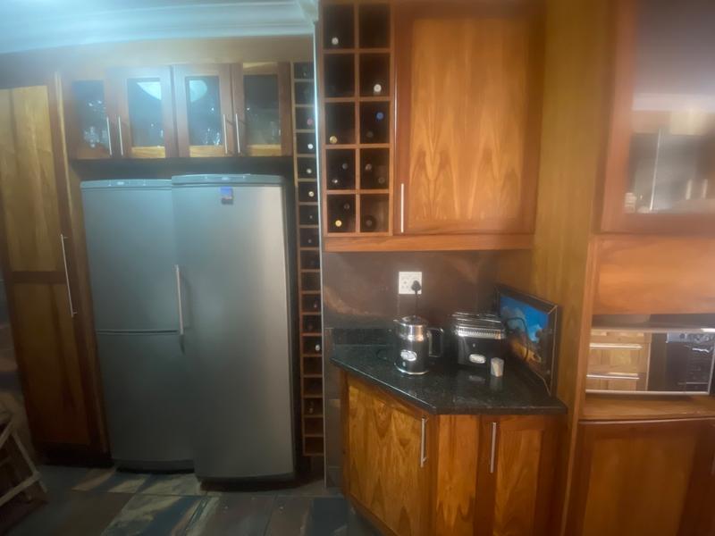 5 Bedroom Property for Sale in Clubville Mpumalanga