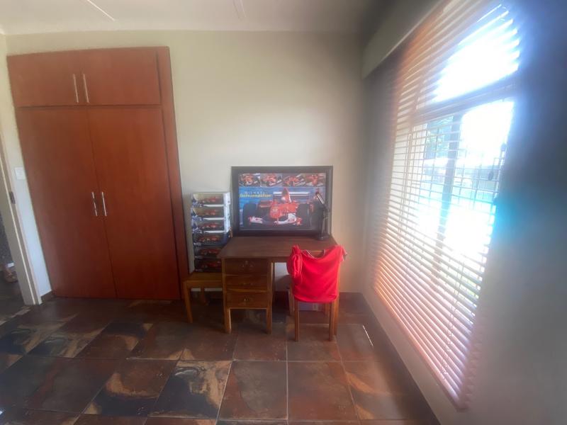 5 Bedroom Property for Sale in Clubville Mpumalanga