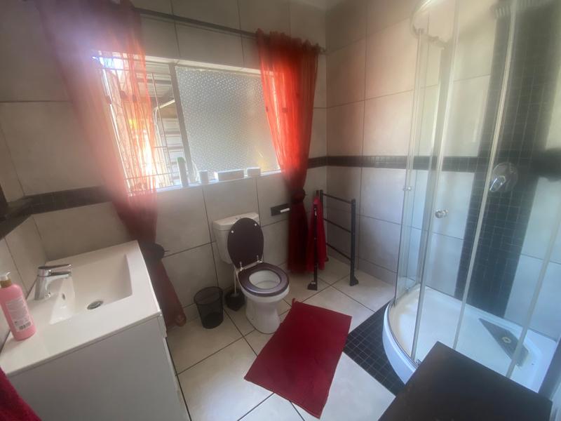 5 Bedroom Property for Sale in Clubville Mpumalanga