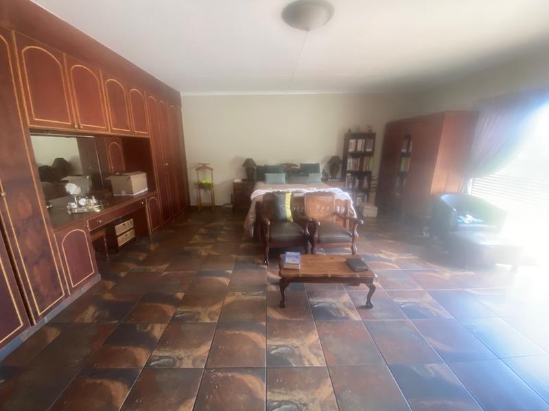 5 Bedroom Property for Sale in Clubville Mpumalanga