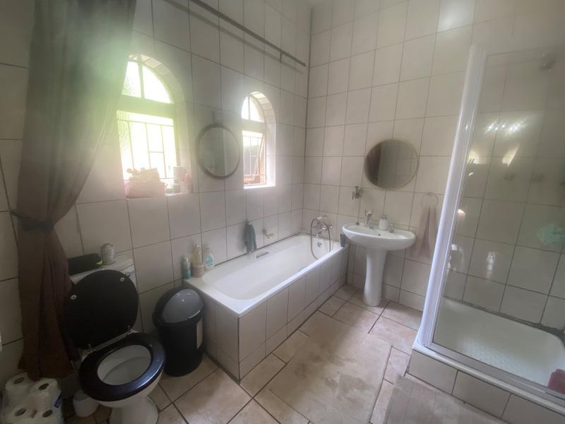 5 Bedroom Property for Sale in Clubville Mpumalanga