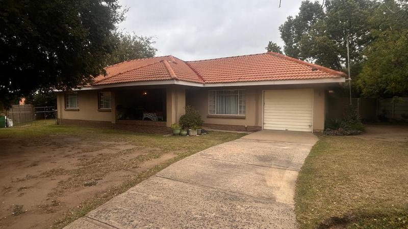 3 Bedroom Property for Sale in Kosmos Park Mpumalanga