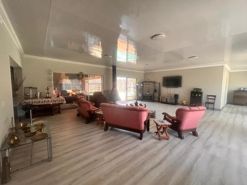 5 Bedroom Property for Sale in Meyerville Mpumalanga