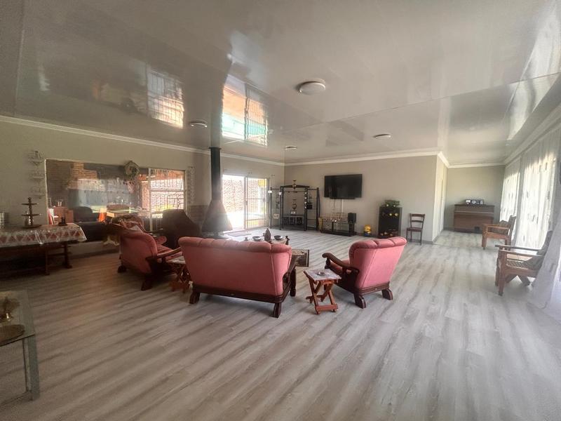 5 Bedroom Property for Sale in Meyerville Mpumalanga